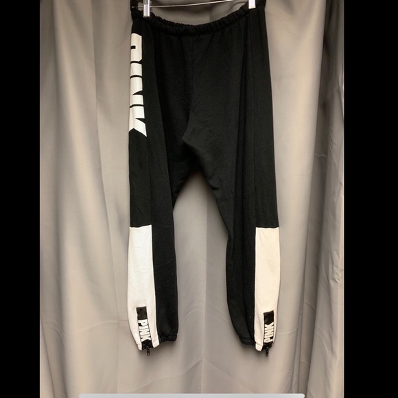 🌟VS Pink Sweatpants Classic Pant w Ankle Zipper🌟 - Picture 10 of 14